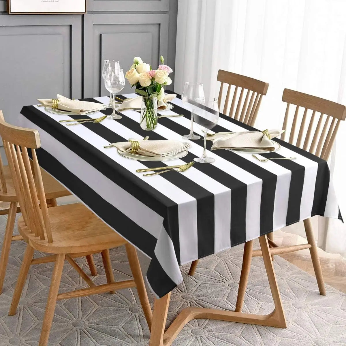 nappe noire blanche rayures moderne polyestère réutilisable table manger décoration cuisine festive
