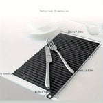 tapis vaisselle moderne noir blanc rayures verticales clips respectueux environnement