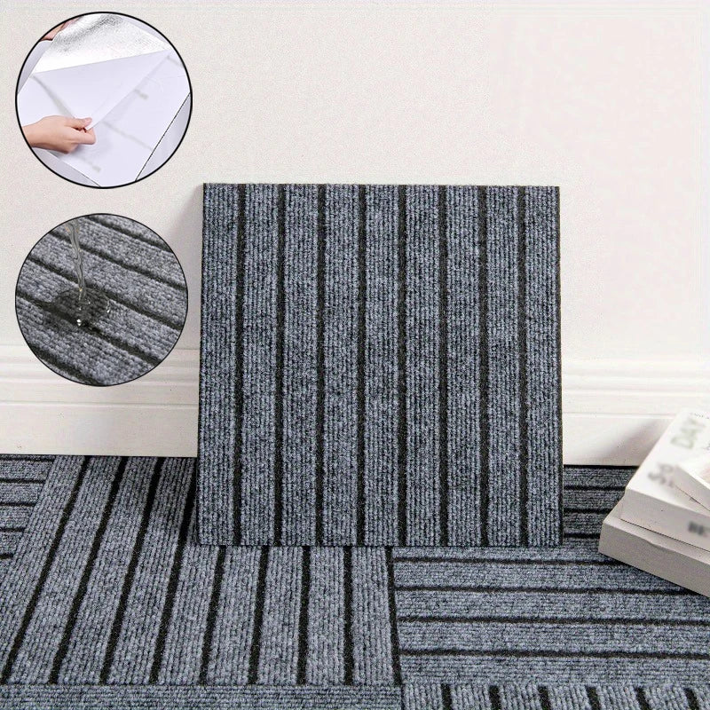 dalles moquette modulaires rayées gris marron rouge antidérapantes moderne minimaliste vinyle polyester
