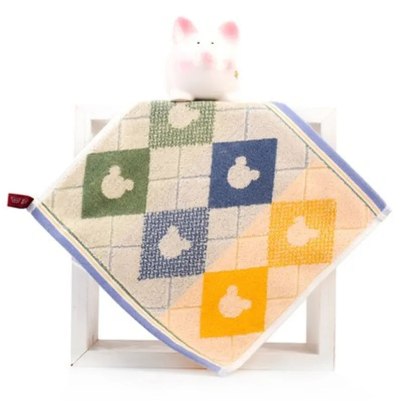 serviettes coton animées dessin triangles lapins nuages étoiles clips enfants rose bleu