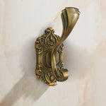 porte serviettes bronze ornements floraux porte savon porte papier classique serviette beige papier blanc