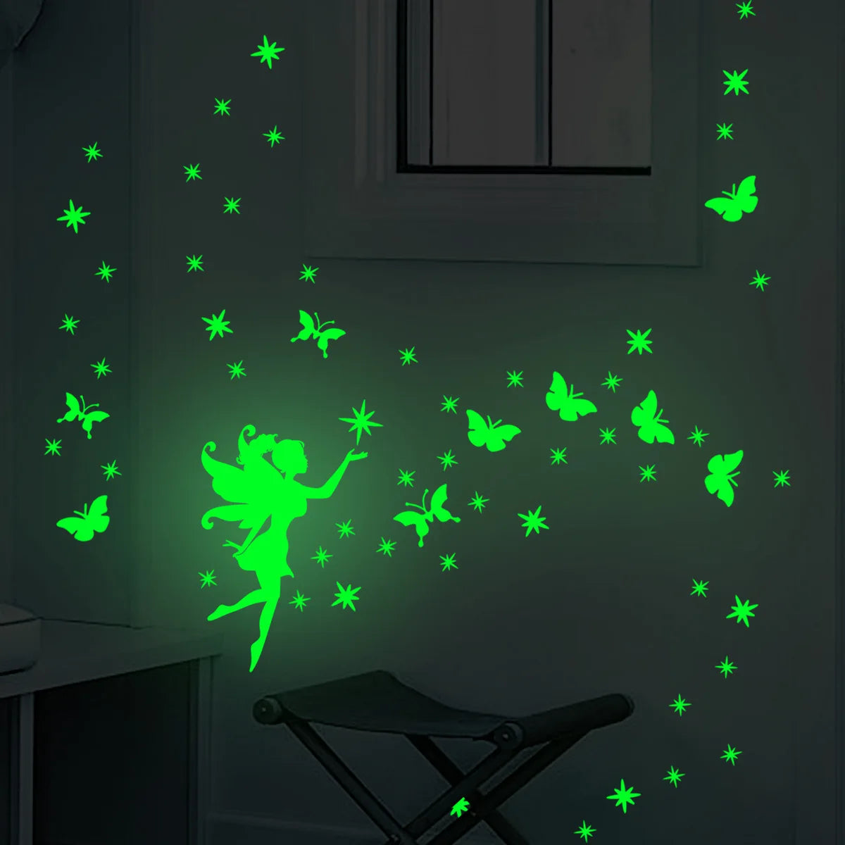 sticker mural fée papillons étoiles vert fluo rose pastel moderne adhésif chambre enfants deco