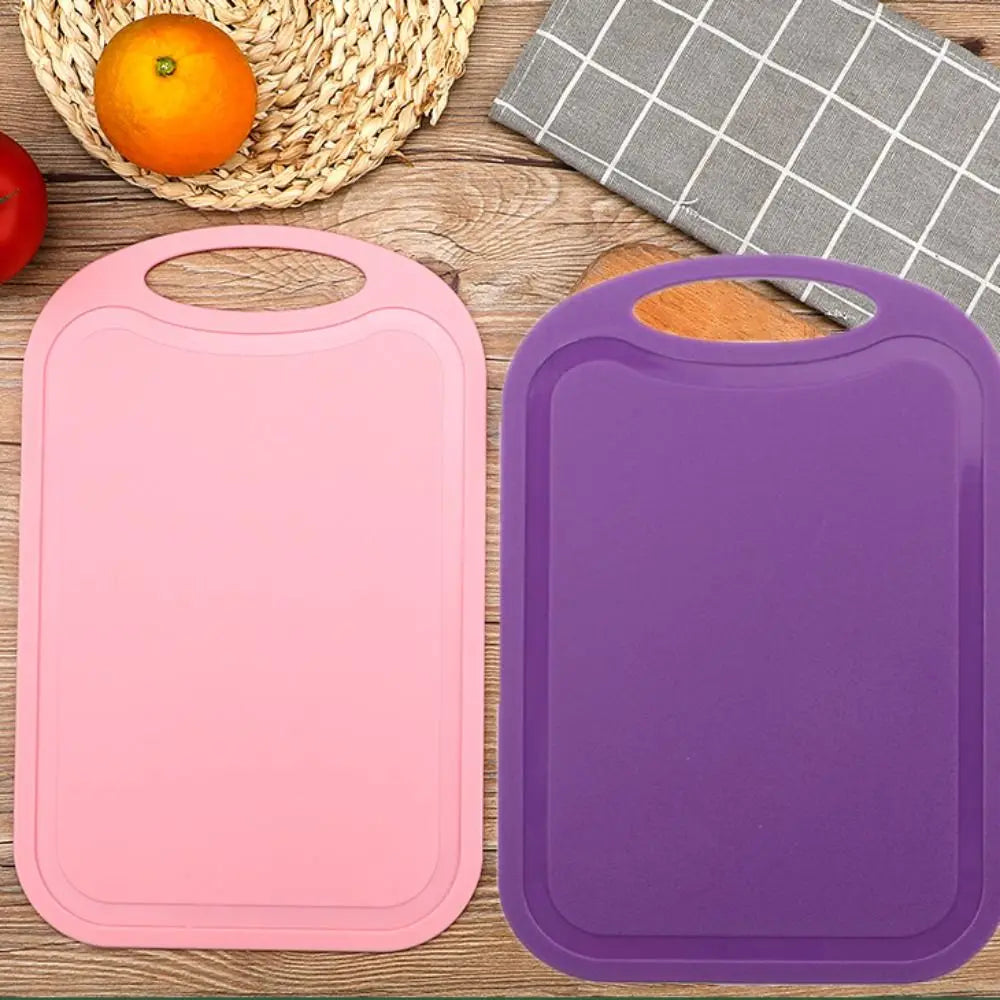 planches découpe plastique rose bleu clair vert gris moderne poignée intégrée 16cmx25cm uni opaques