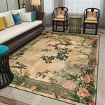 Un tapis décoratif aux motifs floraux luxuriants et colorés, ornés de fleurs de pivoines et d'oiseaux, créant une ambiance sereine et élégante dans cette pièce d'intérieur.