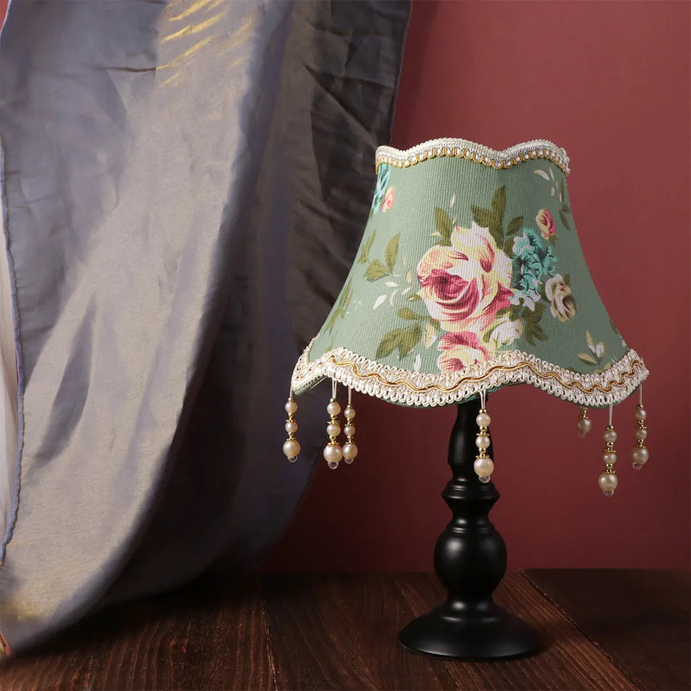 abat jour table vintage floral beige vert blanc motif texturé semi translucideFRINGESperlées