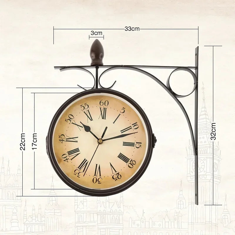 horloge murale classique vintage marron foncé cadran beige chiffres romains double sangle métallique