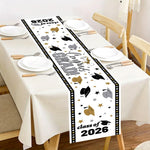 table runner graduation étoiles casquettes congrats grad class 2026 blanc or argent polyester festif