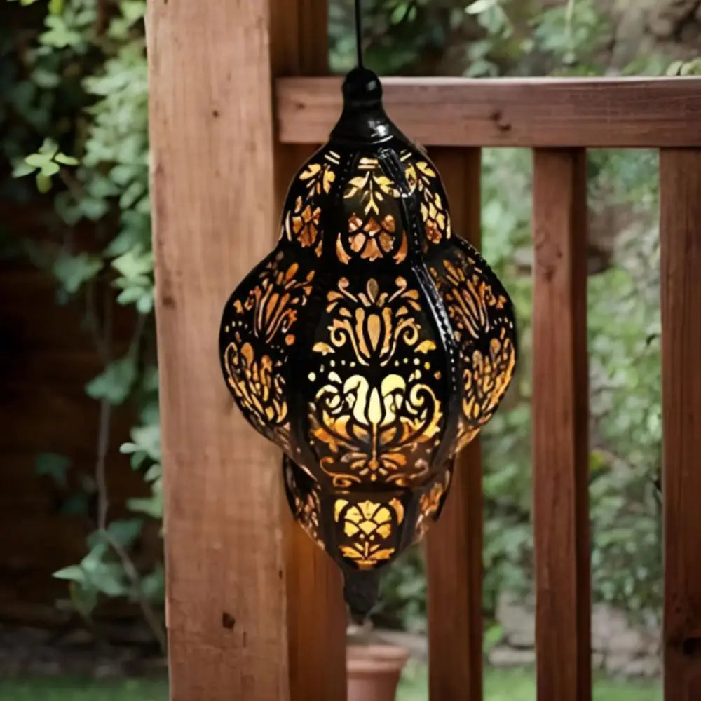lampe suspendue artisanale dorée ornements floraux solaire autoinstallation extérieure traditionnelle tringle fixéeextérieur