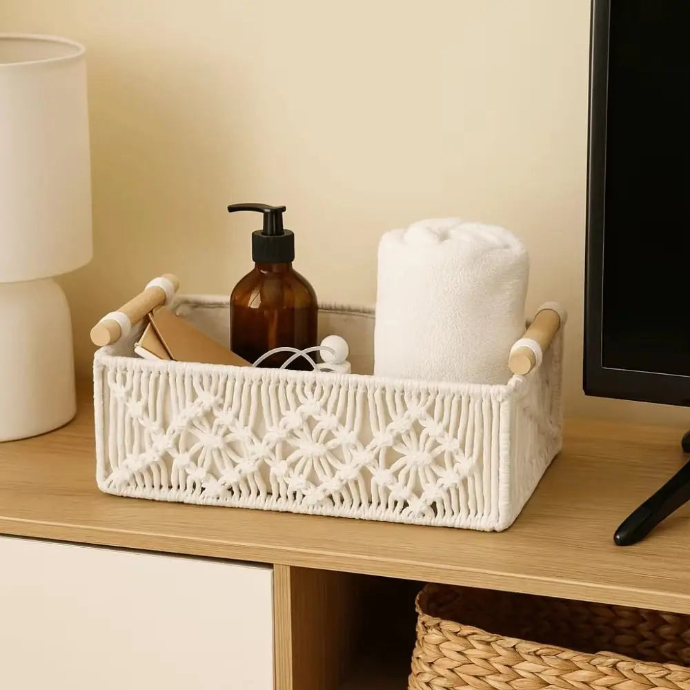 panier blanc macramé poignées bois boho rangement décoration géométrique artisanal élégant tressé