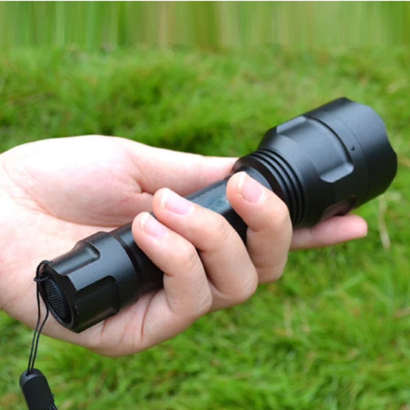 lampe torche led 1000lm 1500lm 2000lm 18650 rechargeable chasse camping pêche