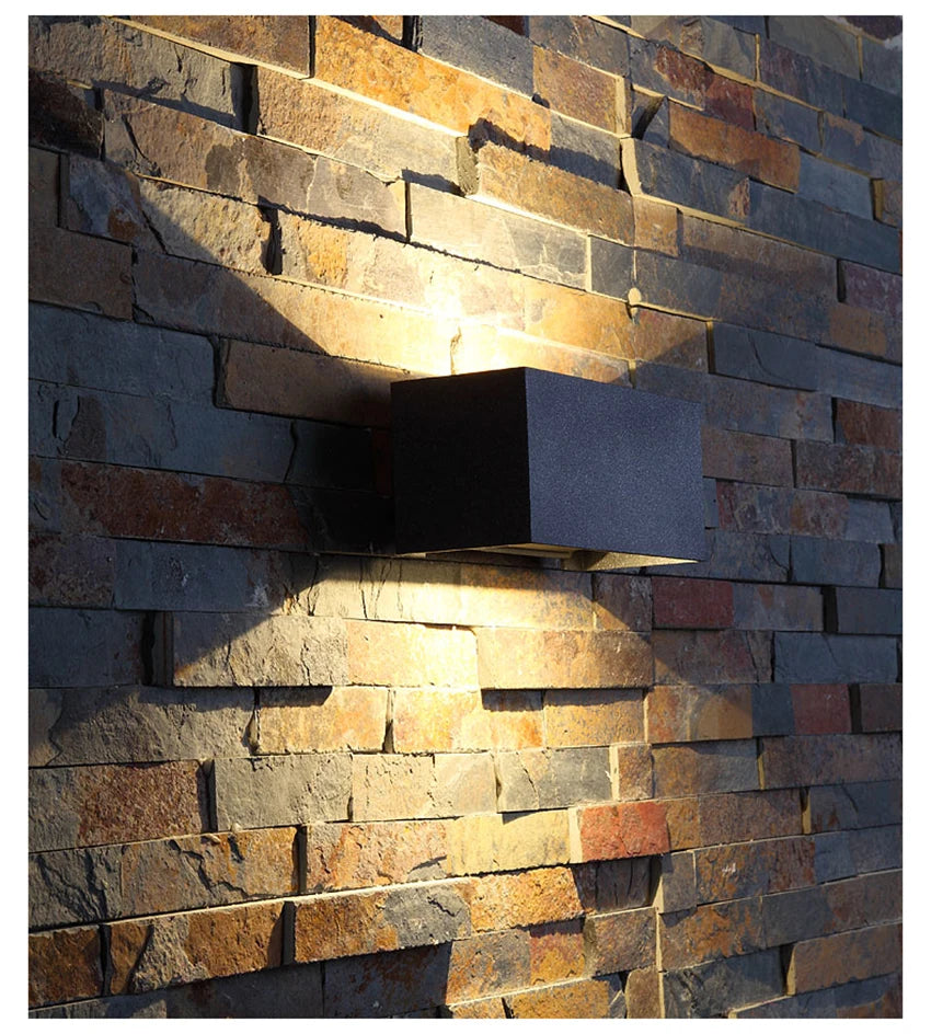 lampe murale led moderne noire ip65 verre trempé ajustable 24w 200mm