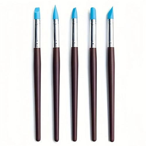 brosse pâte moderne poils bleus manche brun foncé poignée métallique utilitaire française