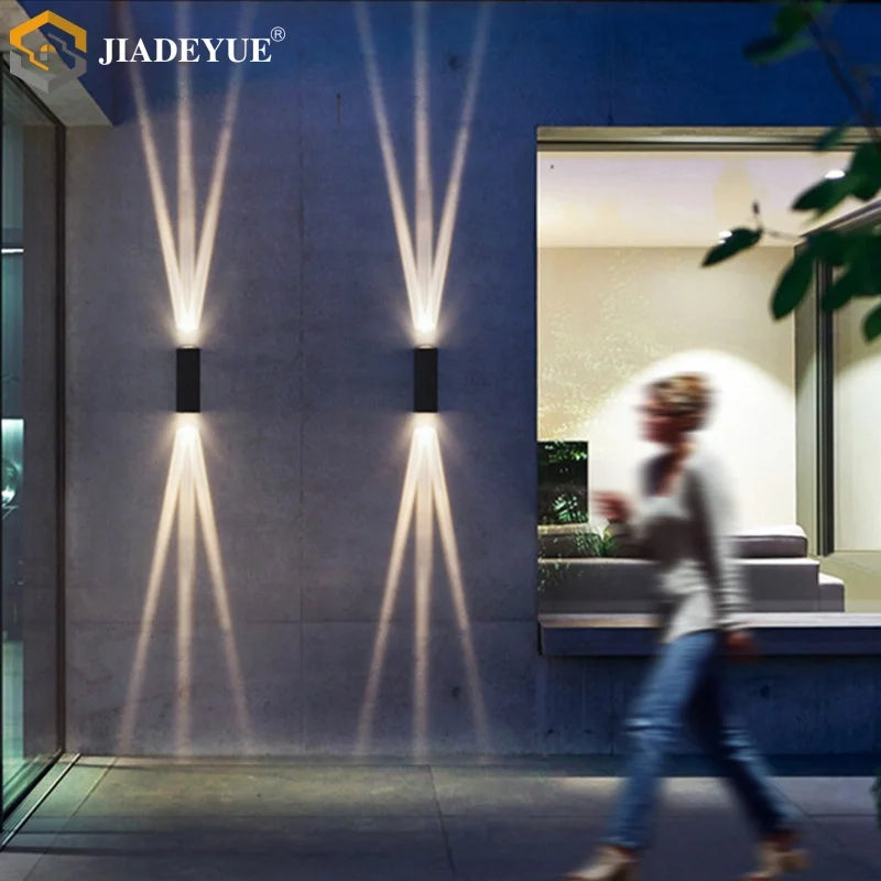 projecteur mural led moderne noir ip65 adhésif trois faisceaux allée couloir escalier porteextérieur