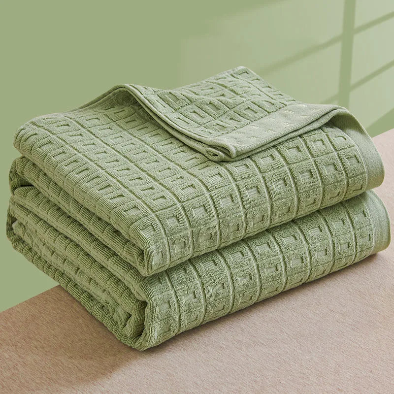 couverture coton bleu gris rose moderne plaid motifs carrés bordure texturée été hiver portable