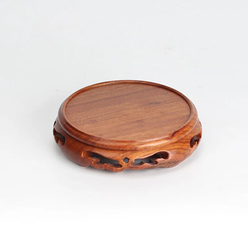 support bois marron sculpté artisanal traditionnel objets ronds décoration intérieure classique luxueuse