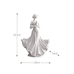 statue moderne or robe chapeau satinée décoration intérieure élégante people moderne résine table