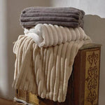 couverture coton polyester gris clair rayures horizontales douce confortable portable voyage