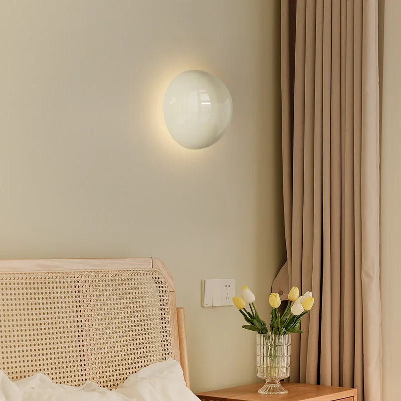 lampe murale led rouge moderne minimaliste brillante murale fixations discretes chambre salon