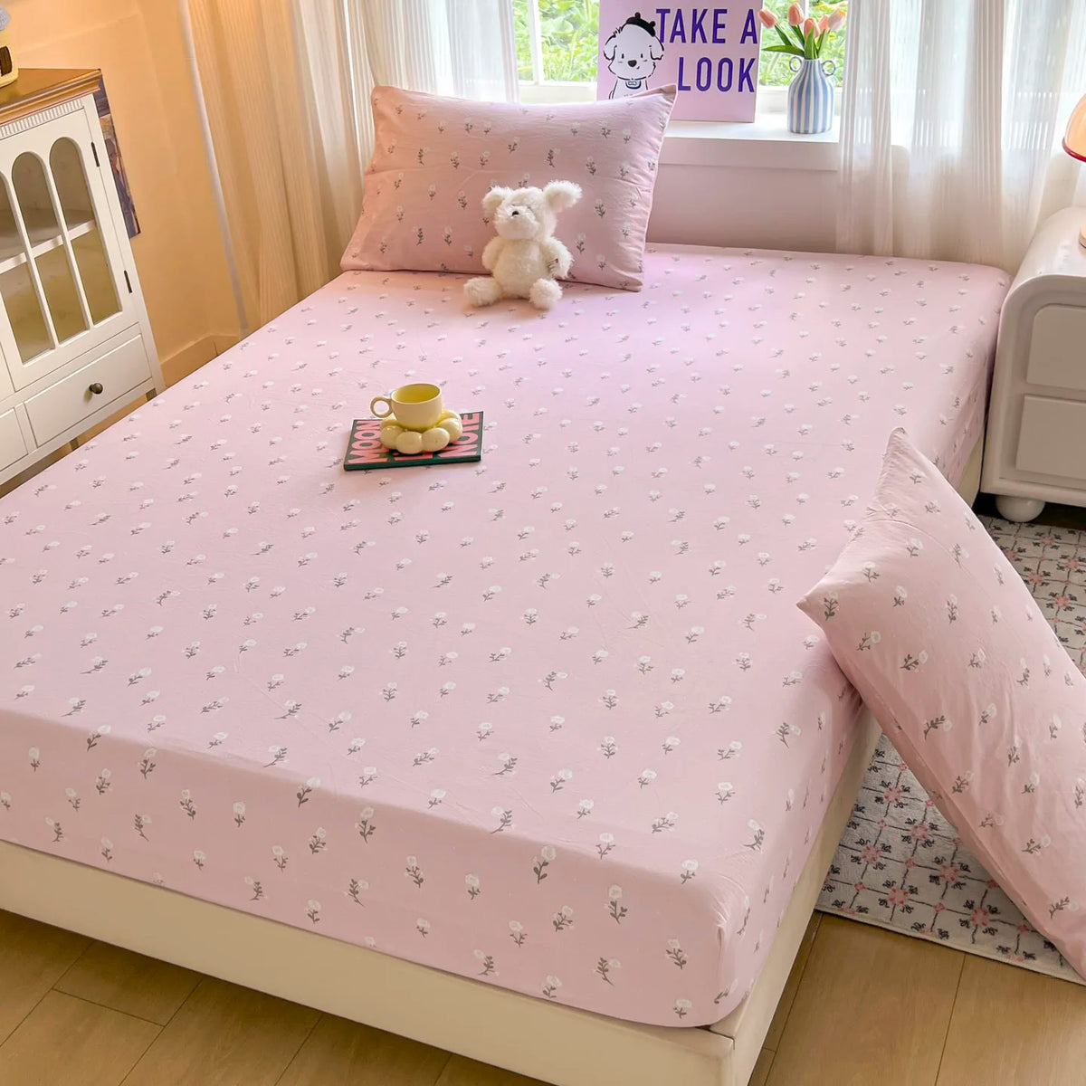 drap housse coton polyester lit adulte rose clair petits motifs fleurs élastique moderne 120x200cm