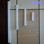 lampe led rechargeable blanc moderne adhésive 60 lumens 10cm 20cm 30cm 50cm