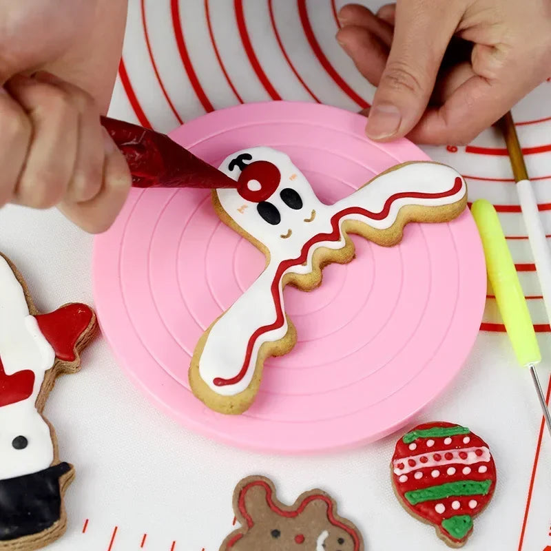 plateau tournant silicone rose blanc biscuits décoration gâteau fondant cupcakes emporte pièces turntable