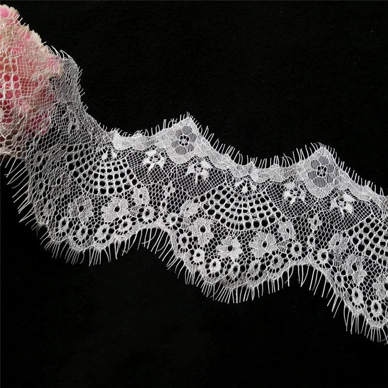 dentelle polyester blanc noir 10cm largeur mariage décoration classique fleurs points franges