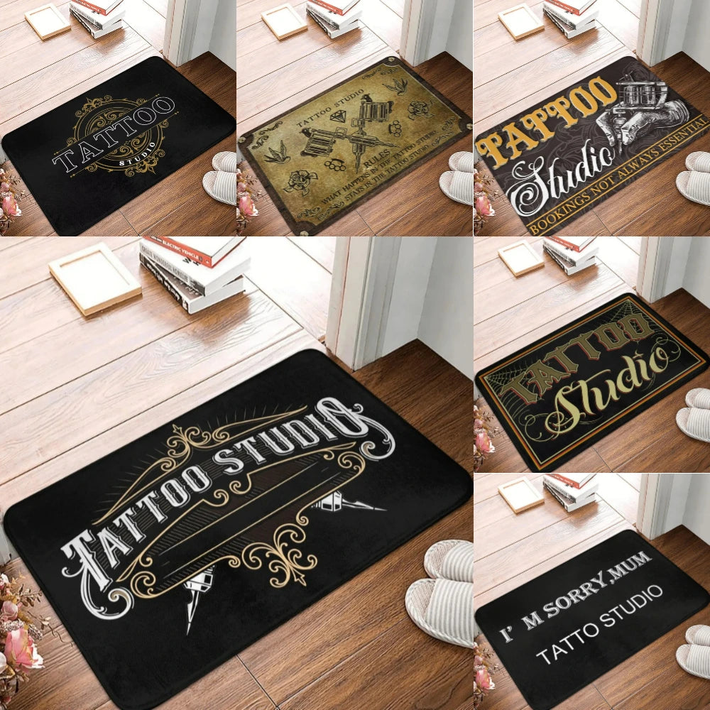 tapis sol noir motif tatouage studio vintage décoration entrée maison salon intérieur moderne