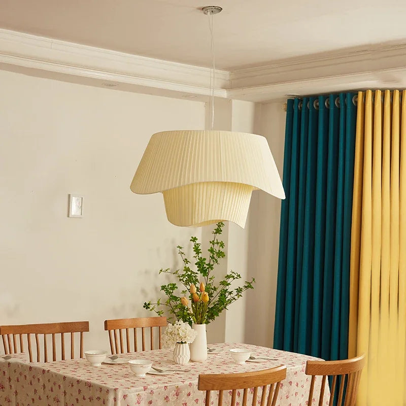 suspension lumineuse moderne tissu blanc plissé salon chambre salle manger