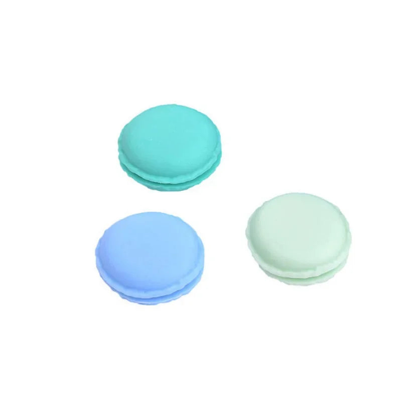 boîtes bijoux forme macaron rose jaune vert bleu boucles oreilles bague créatif rétro