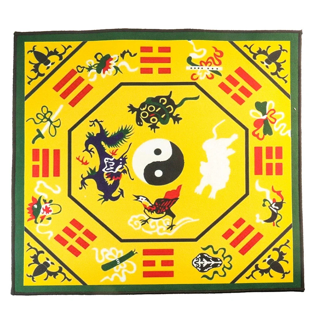 tapis traditionnel yin yang dragons fleurs geometrique jaune vert noir rouge maison prière exorcisme