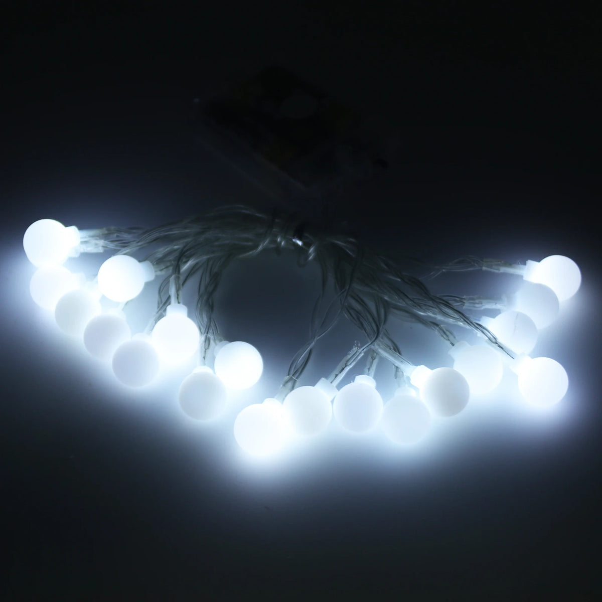 guirlande lumineuse led boules blanches multicolores décoration jardin mariage noël batterie usb clips fixation