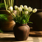 bouquet tulipes artificielles jaune orange rouge blanc décoration intérieure moderne vase verre anniversaire mariage