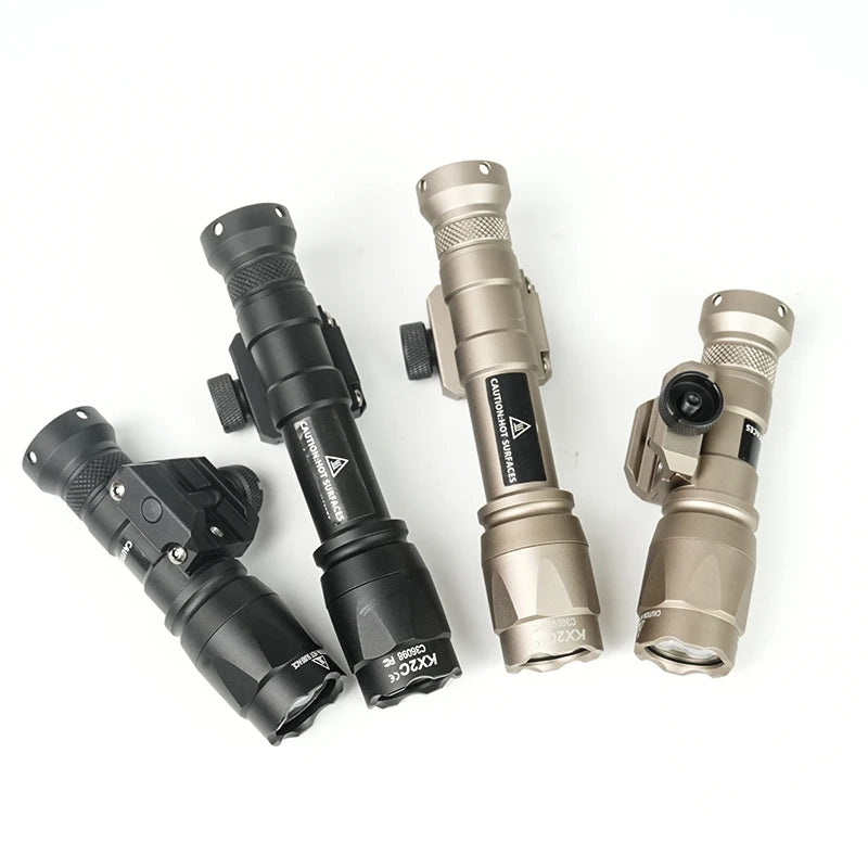 lampe torche led noire lumens 500 600 lumen militaire anti dérapant clip fixe batterie