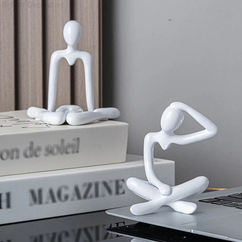 statues abstraites modernes noir blanc décor simple minimaliste