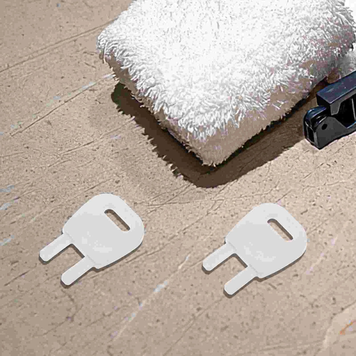 clé distributeur serviettes plastique blanc moderne remplacement clé commerciale lisse minimaliste