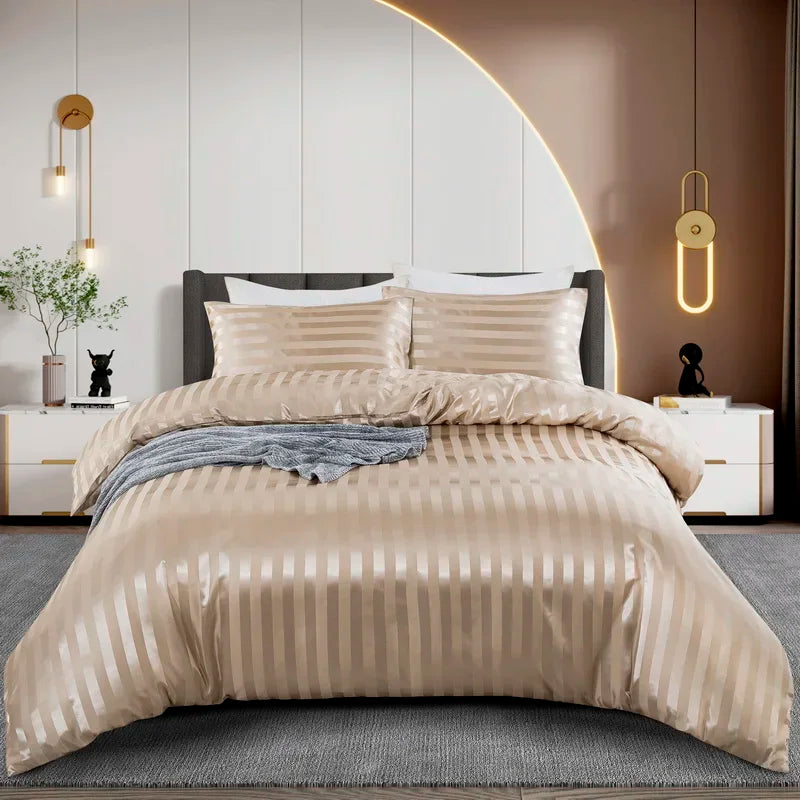 Détail des rayures de la housse de couette en satin
