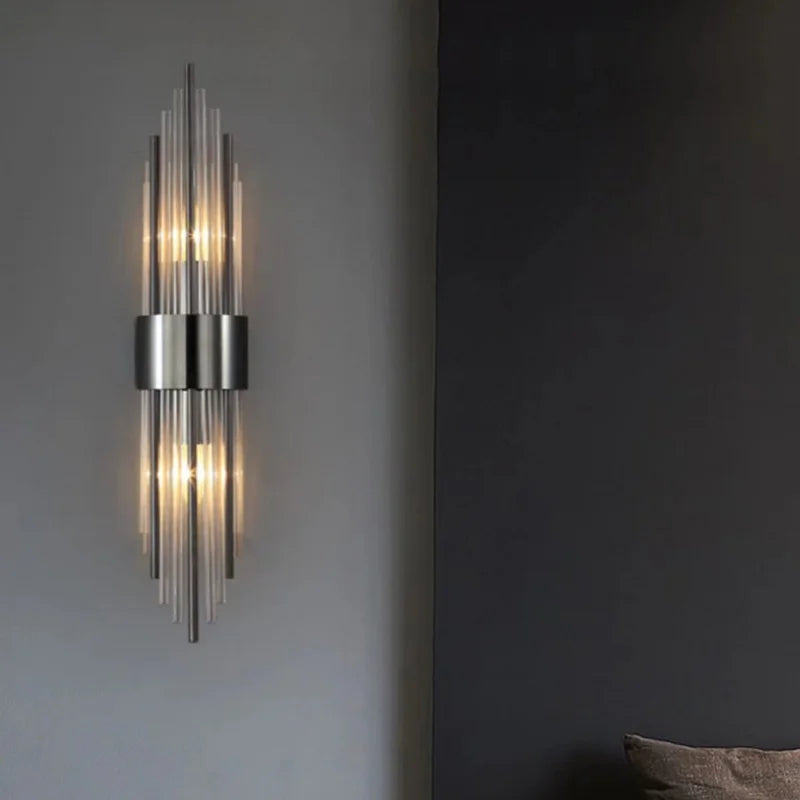 lampe murale contemporaine or noir tubes transparents élégante éclairage quotidien cuisine chambre moderne