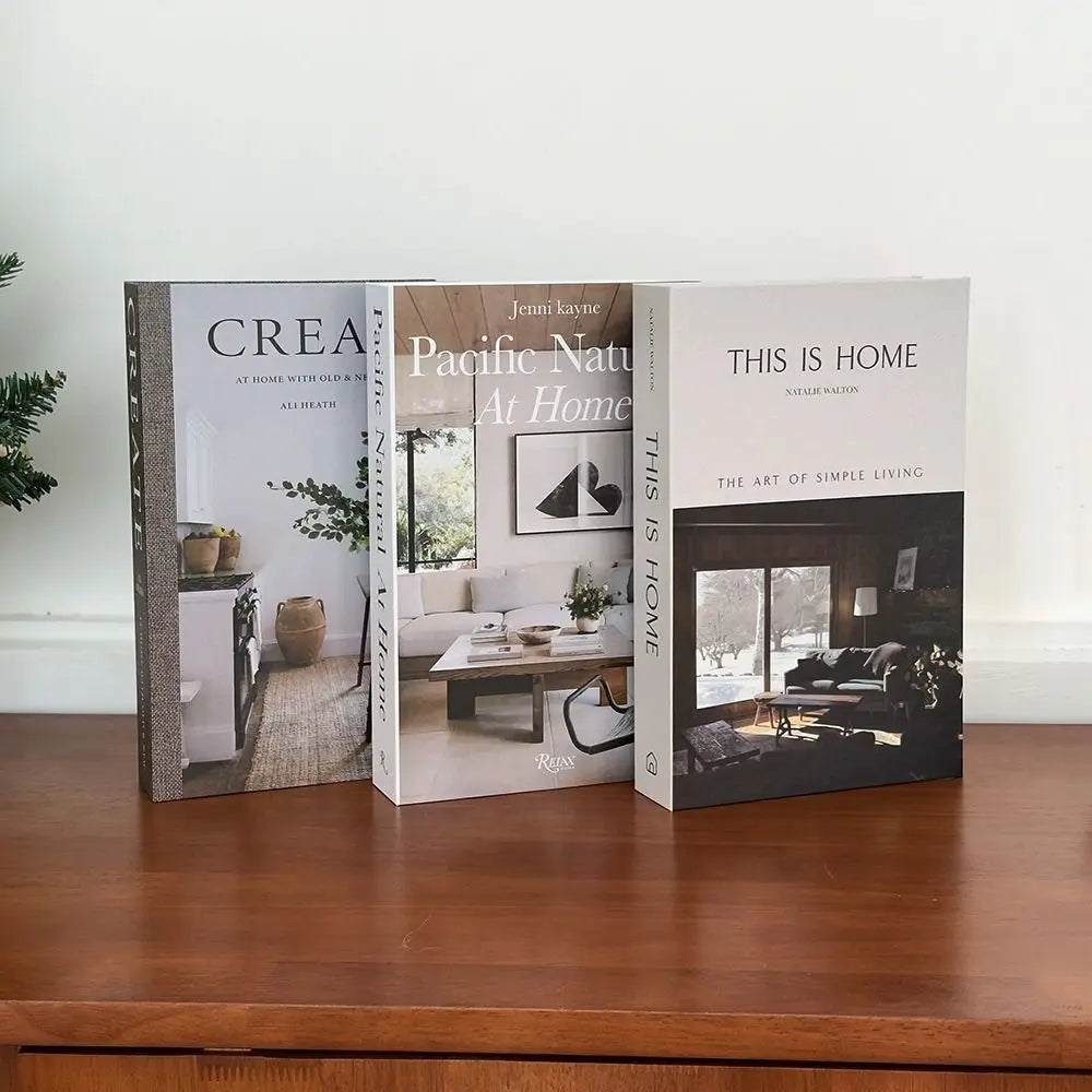 décoration intérieure livres faux modernes blanc noir marron clair minimaliste bibliothèque