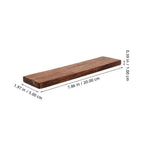 découpe planches bois marron foncé sculpture gravure rustique planks carving walnut