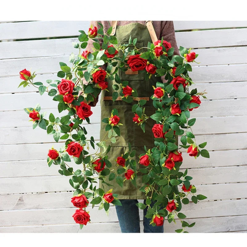 guirlande fleurs artificielles roses feuilles vertes extérieur accrochage naturelle rustique