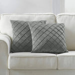 coussins carrés velours géométrique rose pâle gris bleu marine jaune bleu blanc contemporains