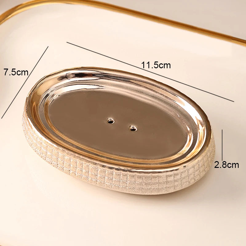 ensemble salle bain moderne or pâle brosse dents savon tube crème blanche distributeur