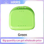 boîtes conservation prothèses dentaires violet bleu jaune rose blanc vert clips pratique compact