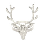 anneau serviette or tête cerf sculptée décoration table classique fixations assiettes vertes fourchettes couteaux