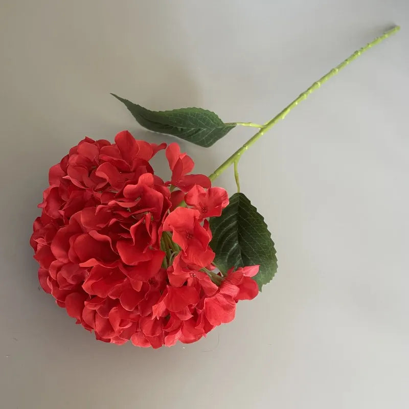décoration florale hortensia artificielle bouquet bleu rouge moderne intérieur mariage anniversaire fête