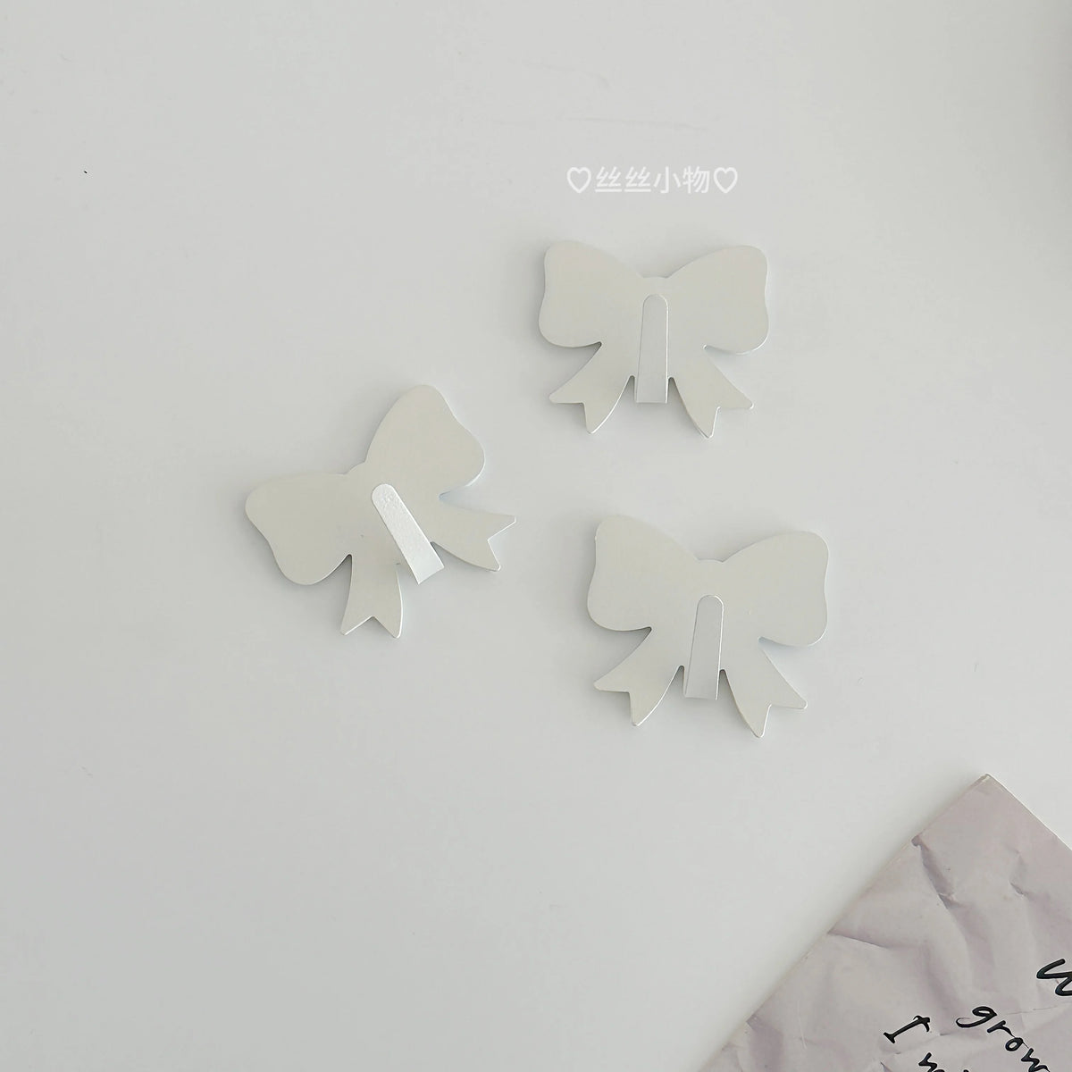 clips décoratifs nœuds blanc rose clair rose foncé modernes brillants sans perçage