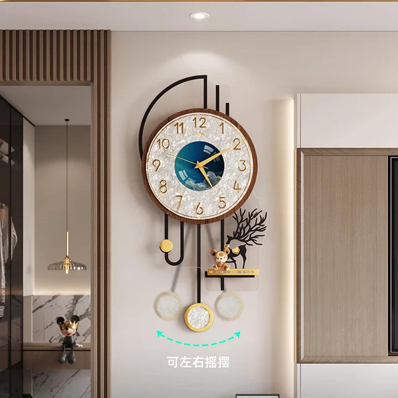 horloge murale moderne bois marron bleu doré figurine cerf pendule