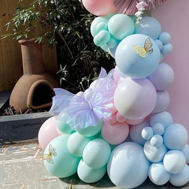 Papillons en organza et gaze pour ambiance féerique