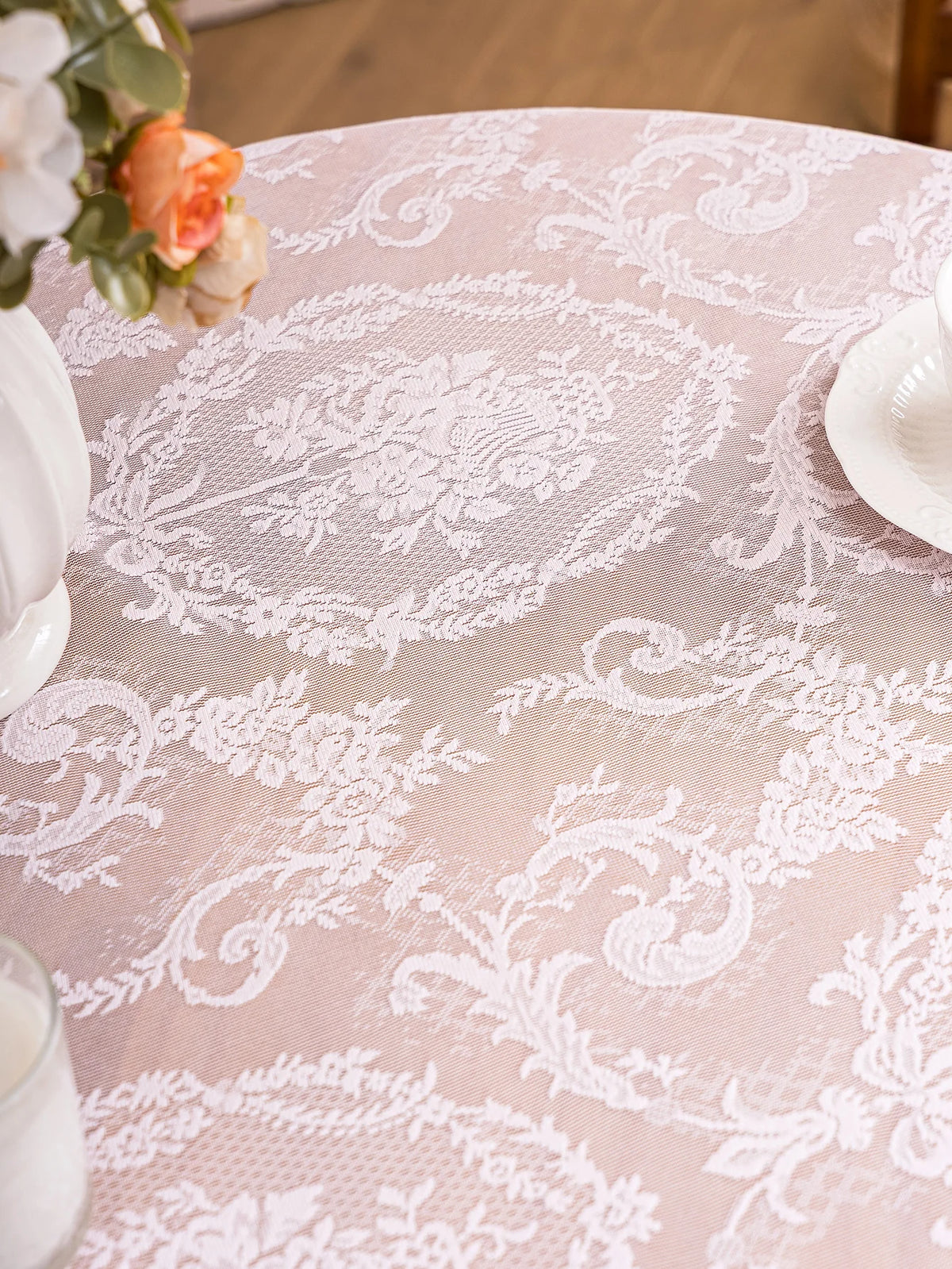 nappe table rose broderie florale semi transparente classique extérieur salon printemps réutilisable machine