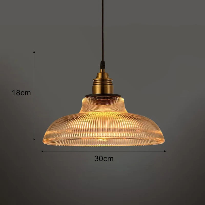lampe suspendue vert moderne ampoule chaîne métallique rayures verticales salon chambre hall